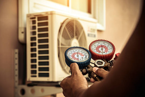 Professional Hvac technician working in Northwood, NH